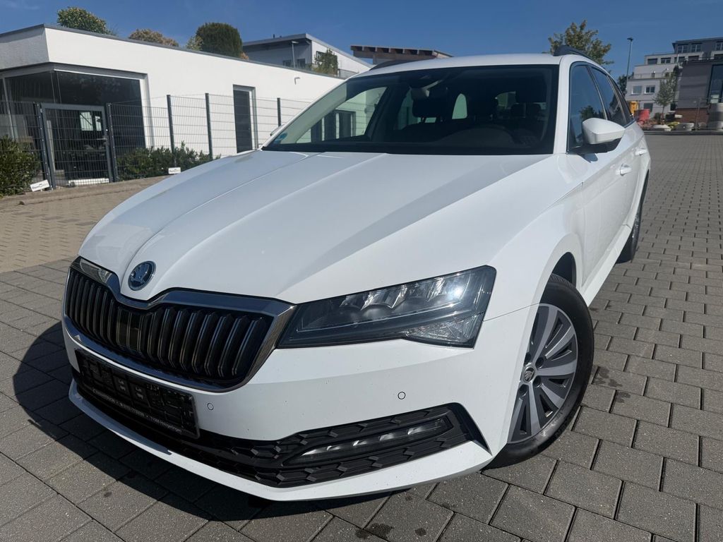 Bild des Angebotes Skoda Superb 2.0TDI DSG Combi NAVI*VIRTUELL*MTL*ALU
