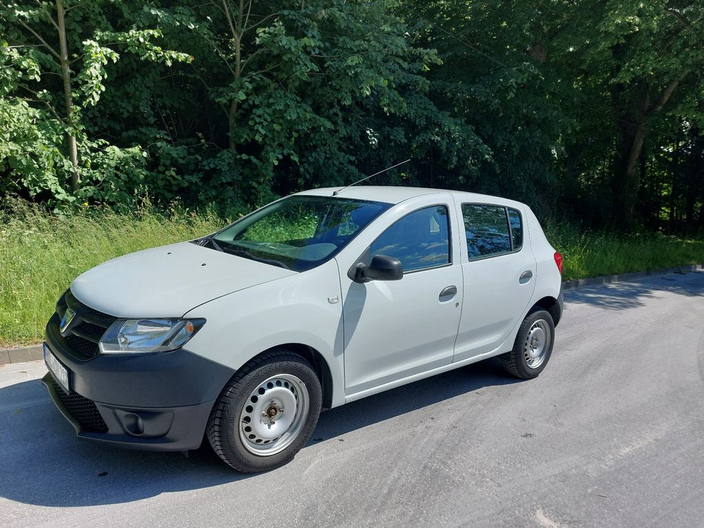 Bild des Angebotes Dacia Sandero 1.2 16V 75 Essentiel Essentiel