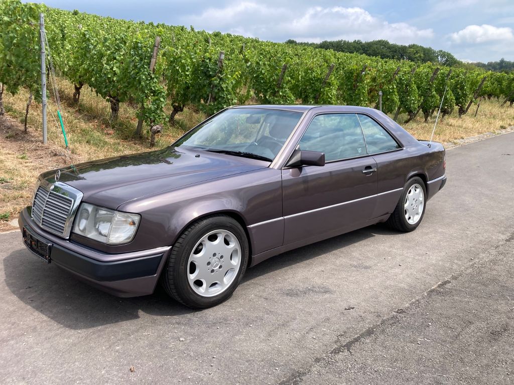 Bild des Angebotes Mercedes-Benz 230 CE
