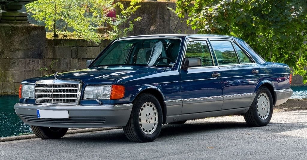 Bild des Angebotes Mercedes-Benz 560 SEL, Reiserechner