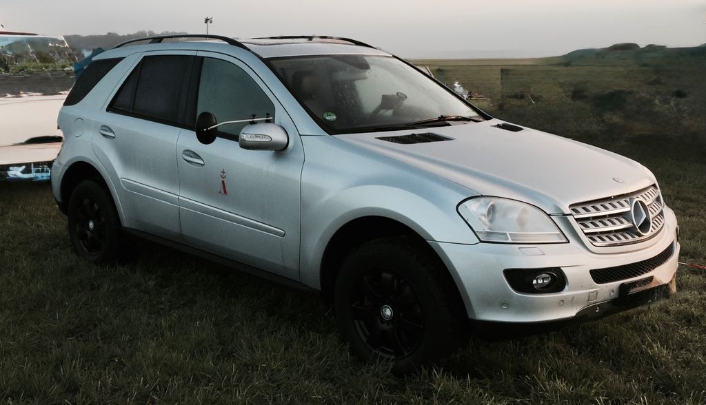 Bild des Angebotes Mercedes-Benz ML 320 CDI 4MATIC   darf 3,5 t ziehen !!
