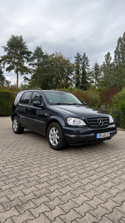 Bild des Angebotes Mercedes-Benz ML 320