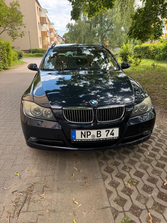 Bild des Angebotes BMW 325i touring -