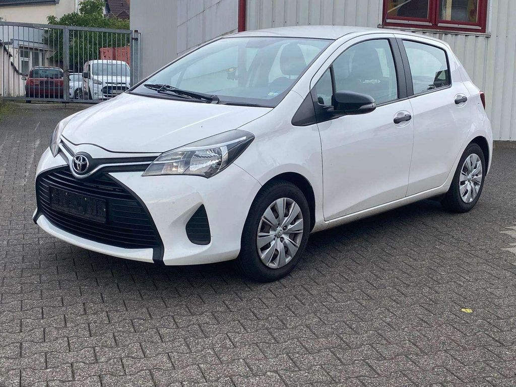 Bild des Angebotes Toyota Yaris 1.0  Euro 6 Klima Multilenkrad El.Fenster