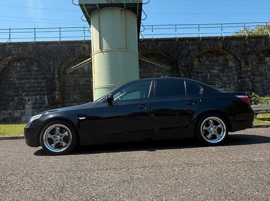 BMW 525i A Sport Liebhaberfahrzeug