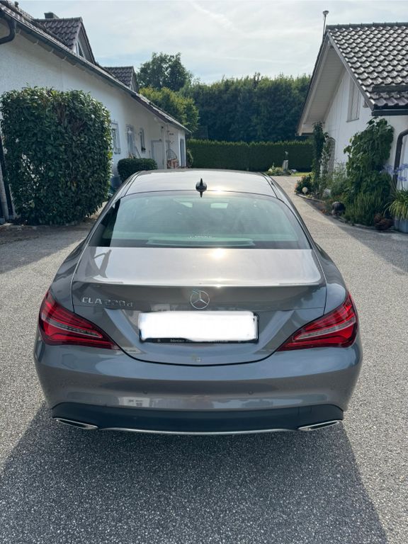 Bild des Angebotes Mercedes-Benz CLA 220 d DCT -
