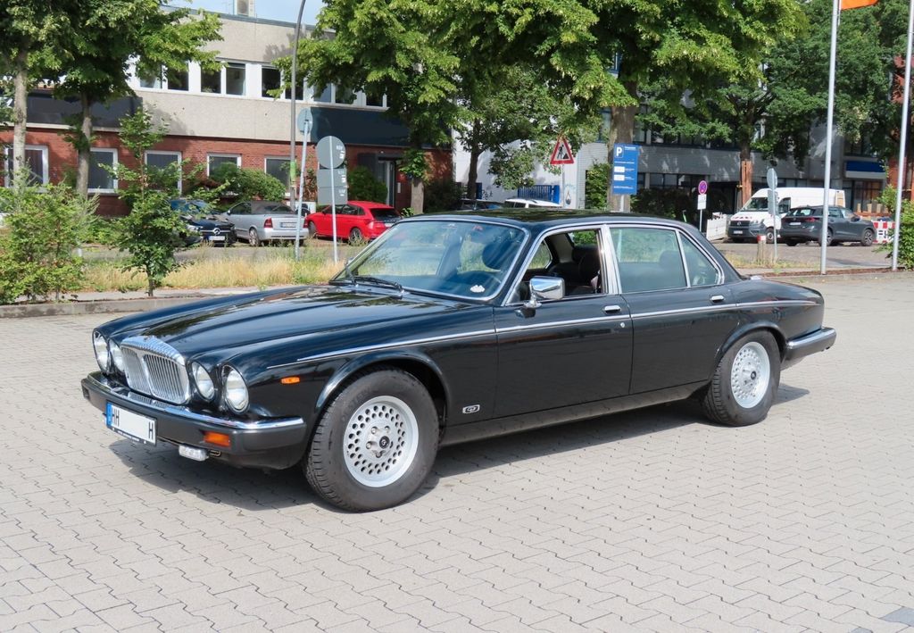 Bild des Angebotes Jaguar Daimler Double Six - neuer Motor 28.000 KM