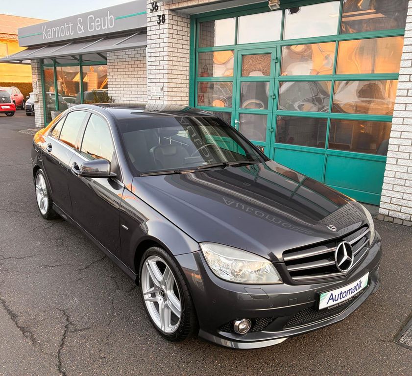 Bild des Angebotes Mercedes-Benz C 300 *AMG-Line* sehr gepflegt
