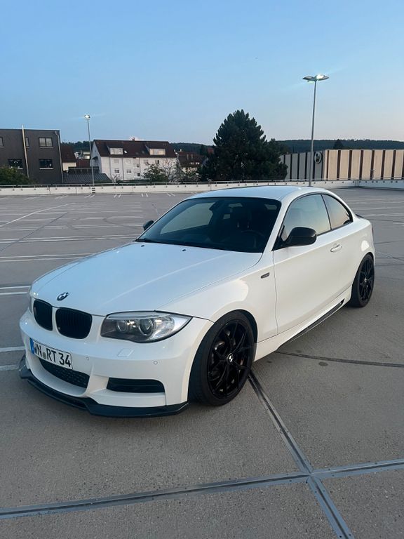 Bild des Angebotes BMW 135i Coupé / N54/ Automatik/ M-Sportpaket/Stage2
