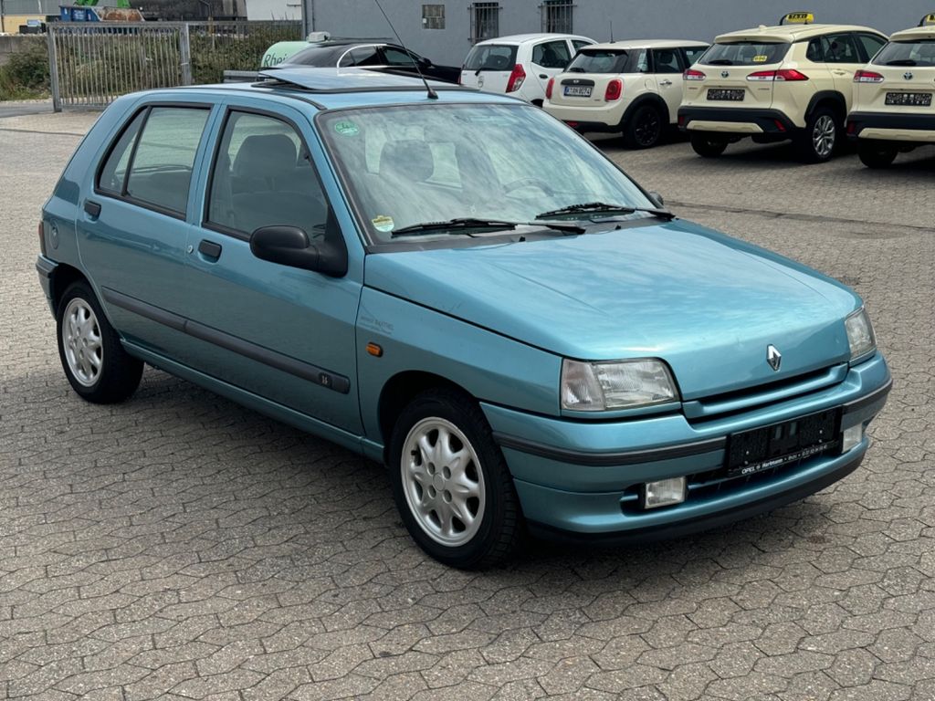 Renault Clio 1.4 Oldtimer 1.Hand  S-Dach  Klima  TÜV NEU