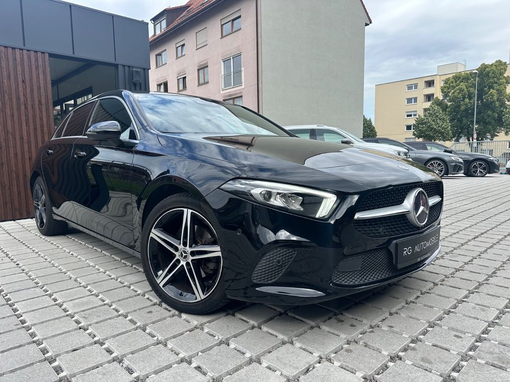 Bild des Angebotes Mercedes-Benz A 180*LKA*LED*CAM*NAVI*LEDER*Ambiente*Tempomat