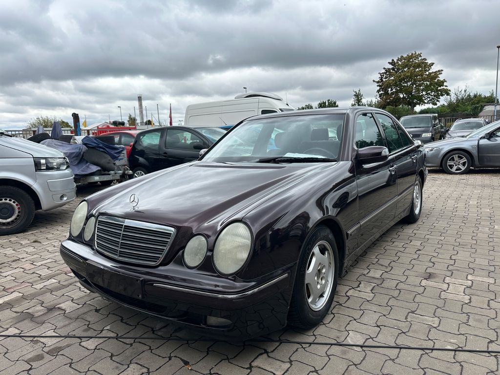 Mercedes-Benz E 200 KOMPRESSOR TÜV 01.27