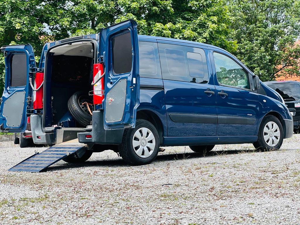 Bild des Angebotes Citroën Jumpy Behindertengerecht-Rampe