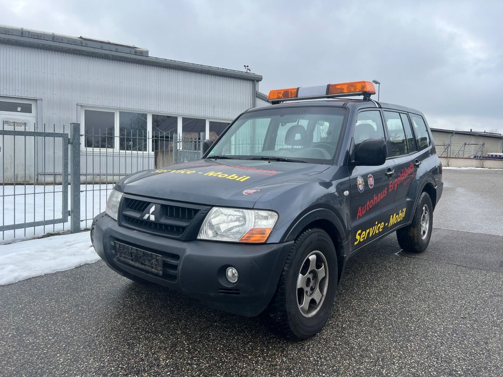 Bild des Angebotes Mitsubishi Pajero 3.2 DI-D Classic*ALLRAD*AHK*Klima*SHZ*