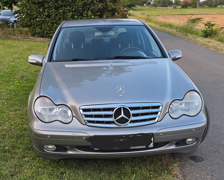 Bild des Angebotes Mercedes-Benz 200