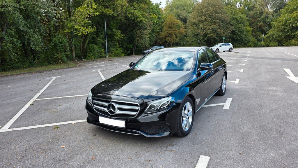 Bild des Angebotes Mercedes-Benz E200d Multibeam LED | 360° Kamera | gepflegt