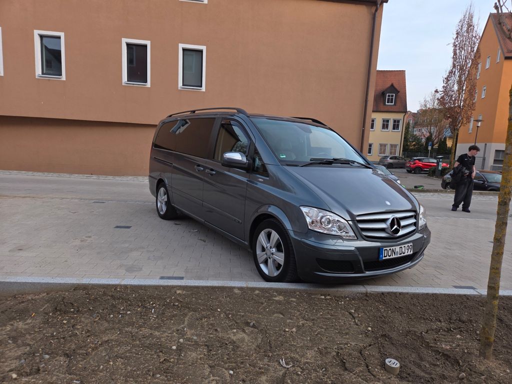 Bild des Angebotes Mercedes-Benz Viano 2.2 CDI lang
