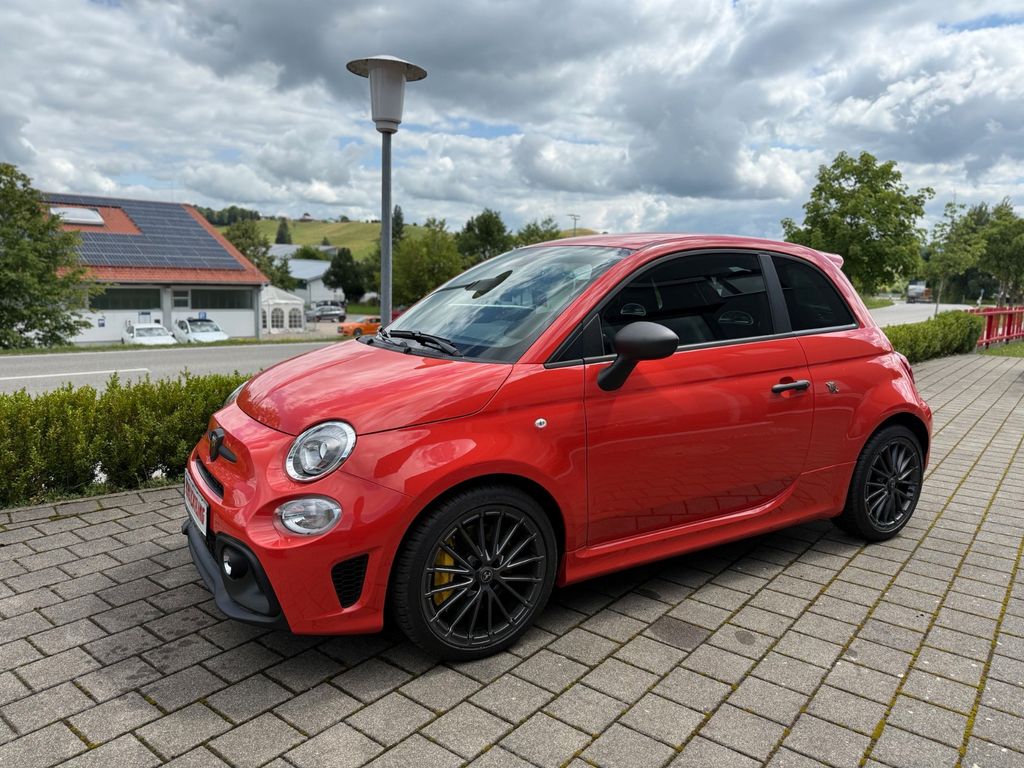Bild des Angebotes Abarth 695 1.4 T-Jet *BEATS AUDIO*ALCANTARA*PDC*