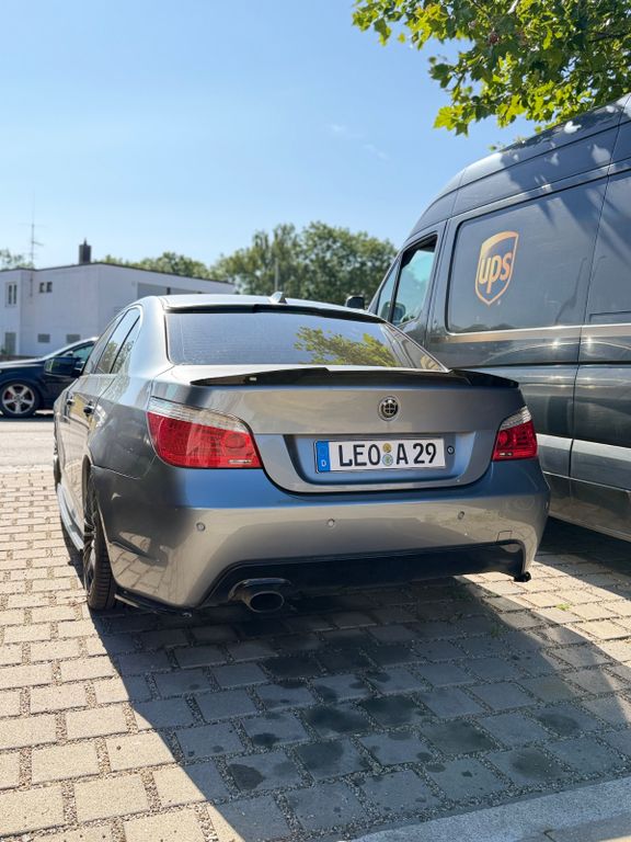 Bild des Angebotes BMW 520i - 2009 M Pack