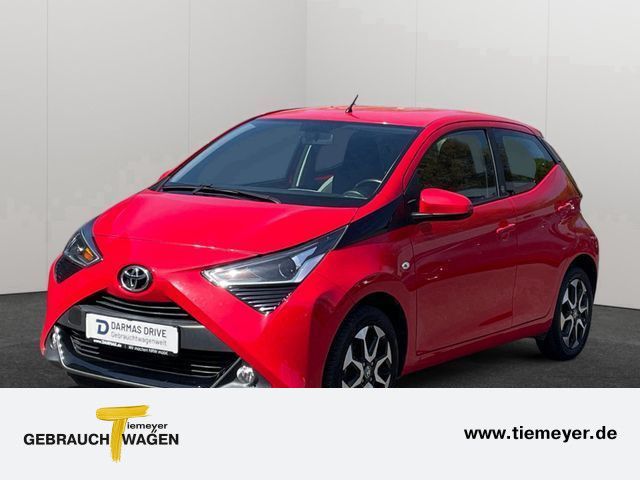 Bild des Angebotes Toyota Aygo 1.0 Team Deutschland Carplay Cam Sihz