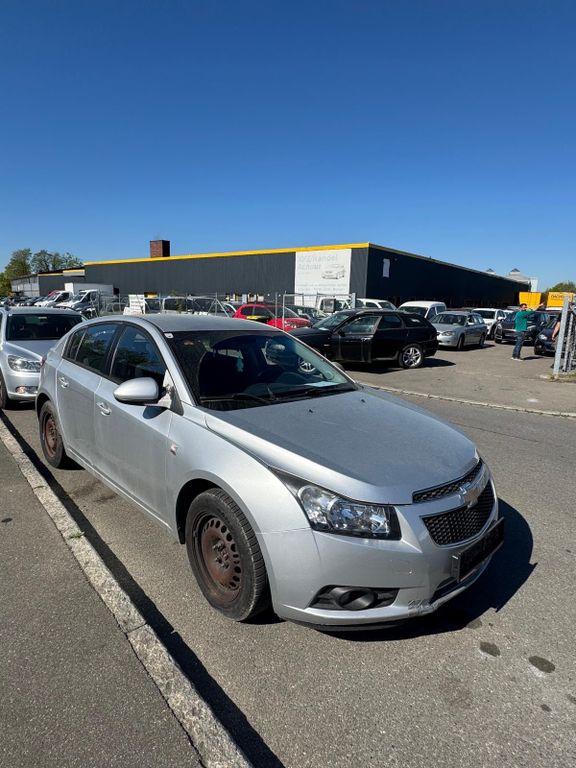 Bild des Angebotes Chevrolet Cruze 1.6 LS