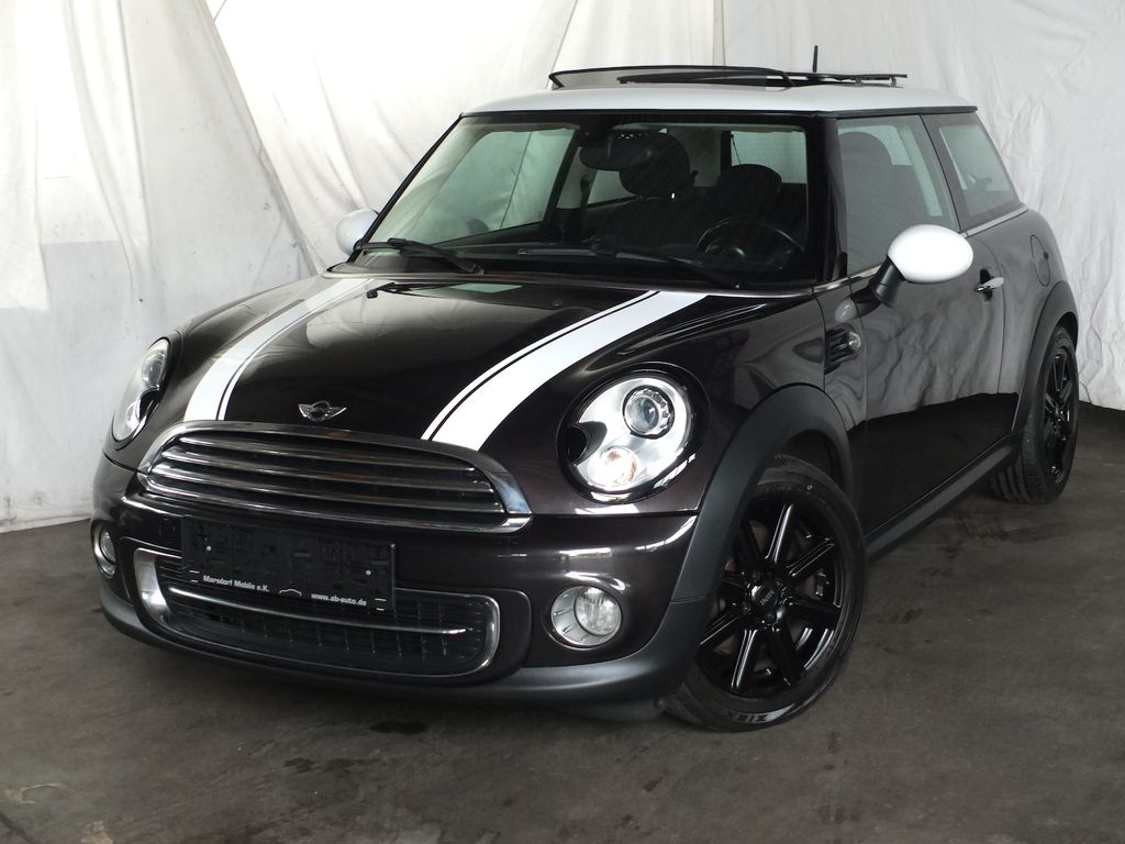 Bild des Angebotes MINI Cooper PANORAMA NAVI XENON LEDER PDC BLUETOOTH