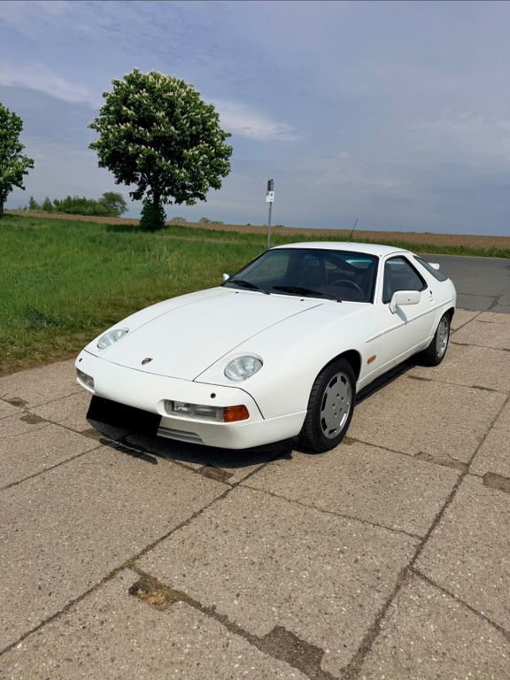 Bild des Angebotes Porsche 928 S4 5.0l V8 Automat. H-Zul. Scheckheft ZR neu