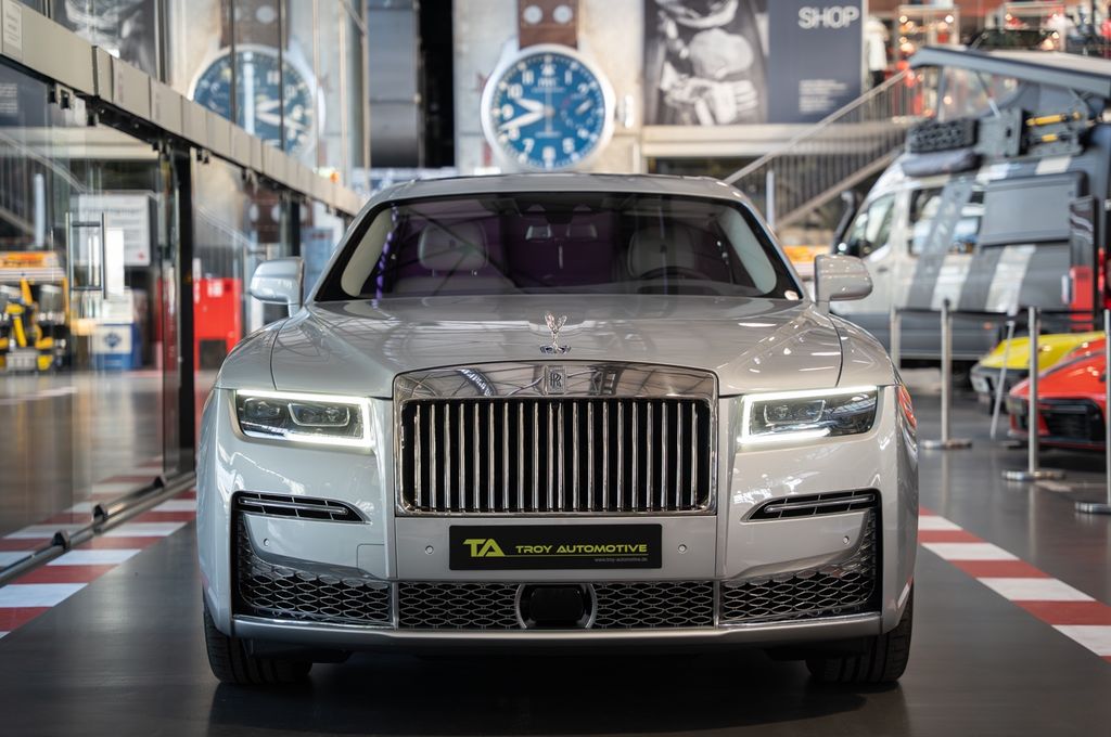 Bild des Angebotes Rolls-Royce Ghost - 1.Hand - 5.300KM - Mwst. ausweisbar