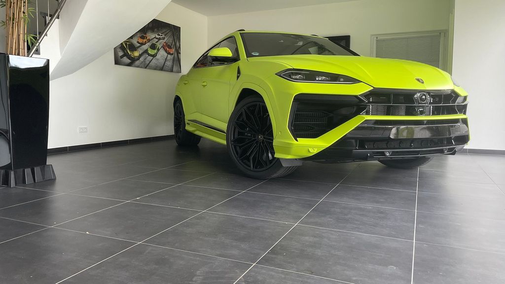 Bild des Angebotes Lamborghini Urus SE+B&O+23"+PANO+MASSAGE-LISTPRICE 345.000€