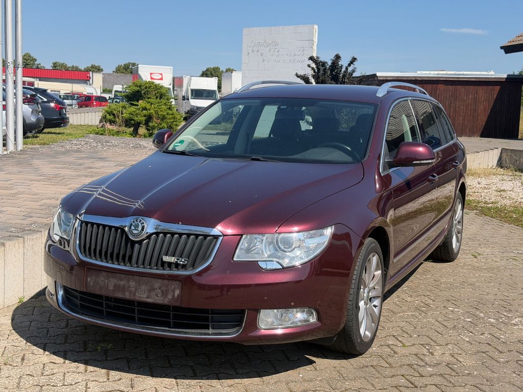 Bild des Angebotes Skoda Superb Combi Elegance*XENON*TEMPO*SHZ*AHK*MEMORY