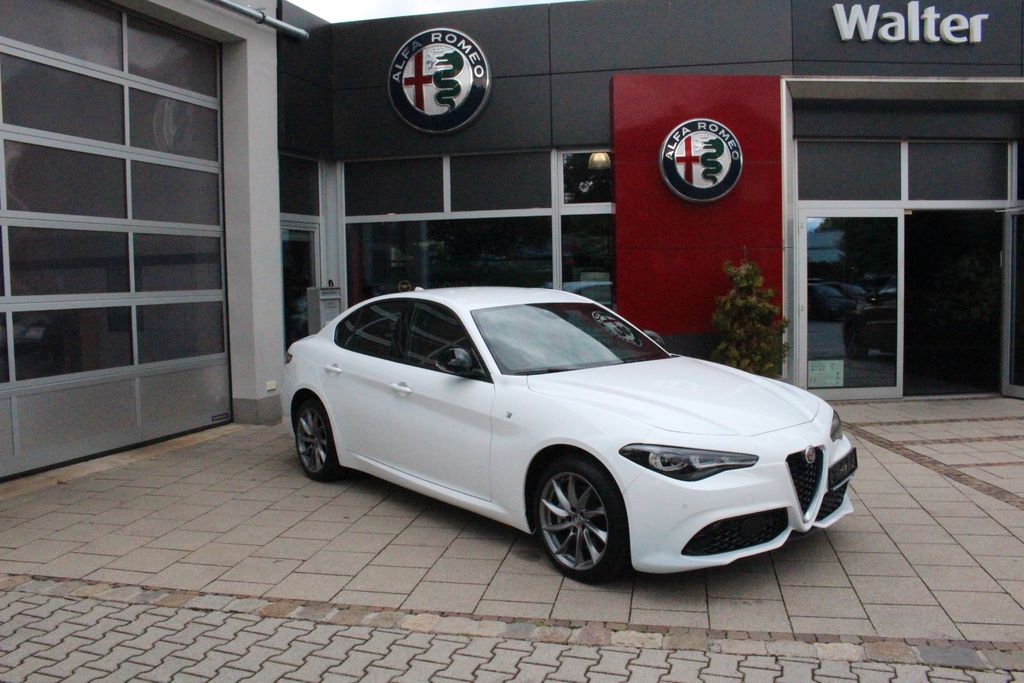 Alfa Romeo Giulia Ti Q4