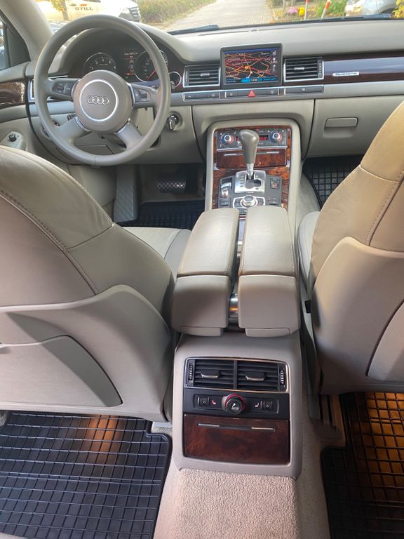Bild des Angebotes Audi A8 4.2 tiptronic quattro - Gepflegter Zustand!