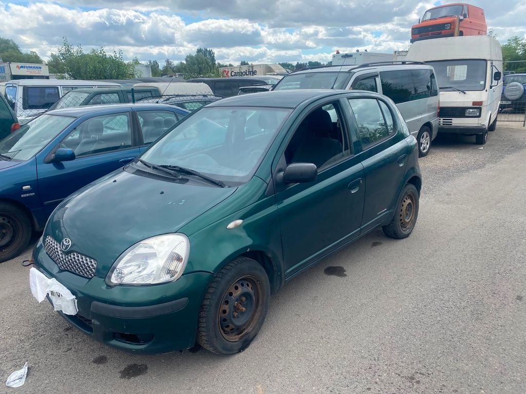Bild des Angebotes Toyota Yaris 1.0 linea sol AC. Klima