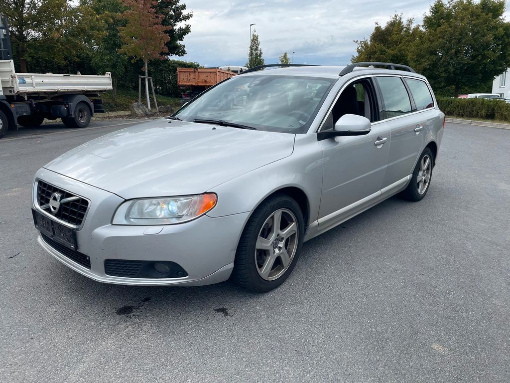 Bild des Angebotes Volvo V70 D4 Geartronic Edition