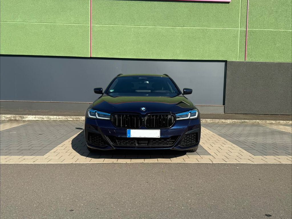 Bild des Angebotes BMW 540d xDrive Touring A -