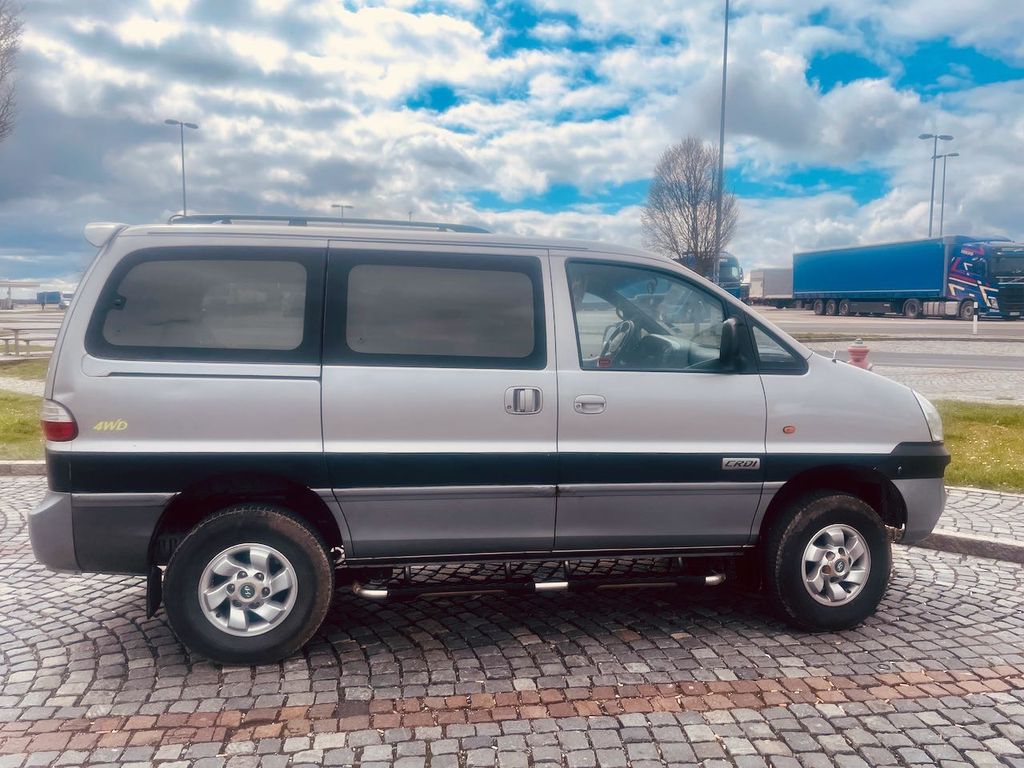 Bild des Angebotes Hyundai H-1 Starex 4WD Van/Minibus