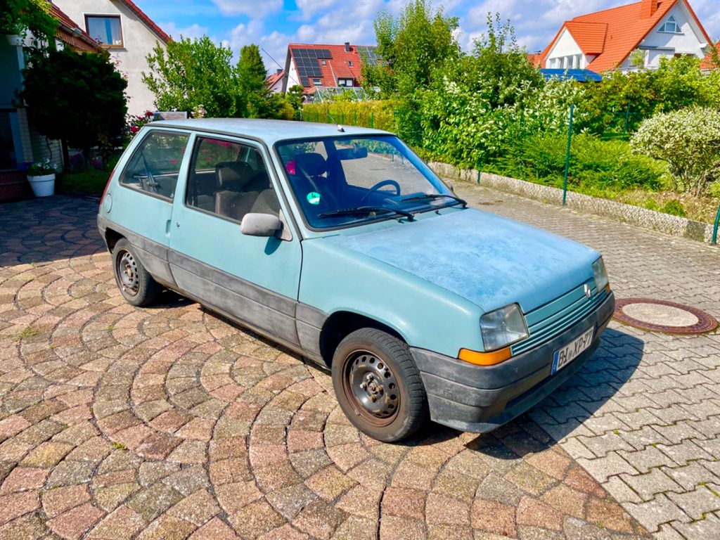 Renault R 5