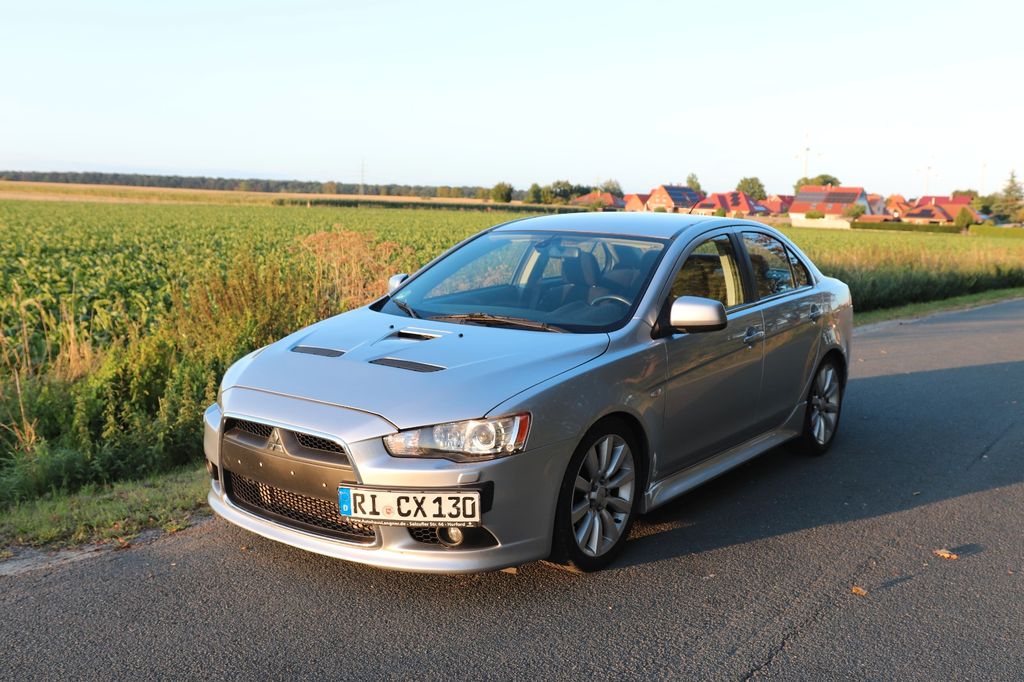 Bild des Angebotes Mitsubishi Lancer 2.0 16v Turbo Ralliart 4WD Ralliart