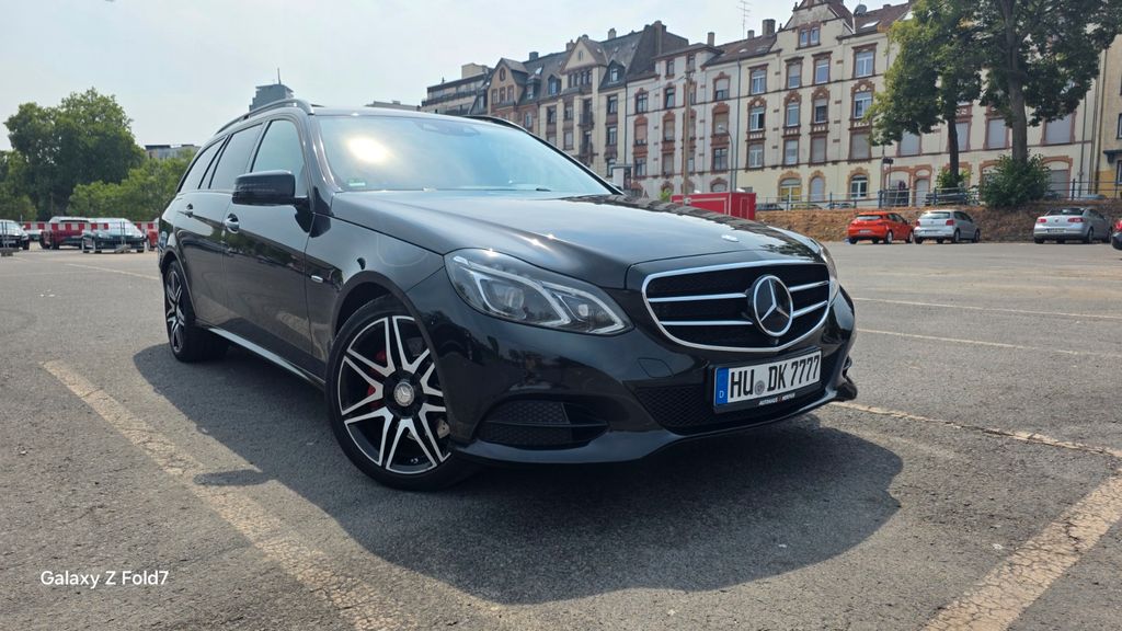 Bild des Angebotes Mercedes-Benz E 350 BlueTEC T Avantgarde  AMG PAKETVANTGARDE