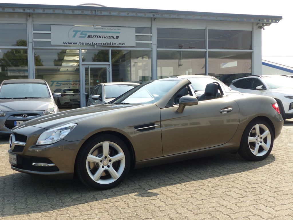 Bild des Angebotes Mercedes-Benz SLK 200 Navi+Leder+Airscarf+PDC+Panodach+Shzg+BT