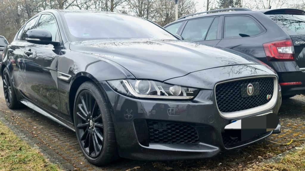Bild des Angebotes Jaguar XE S Automatik 340 PS V6 3L