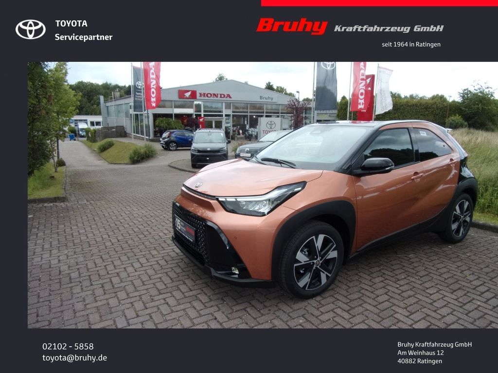 Bild des Angebotes Toyota Aygo X Hybrid Teamplayer Technik P FESTPREIS !