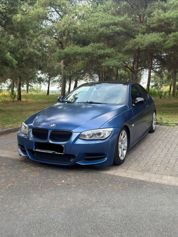 Bild des Angebotes BMW E92 335is | Handschalter | Frozen Blue | N54