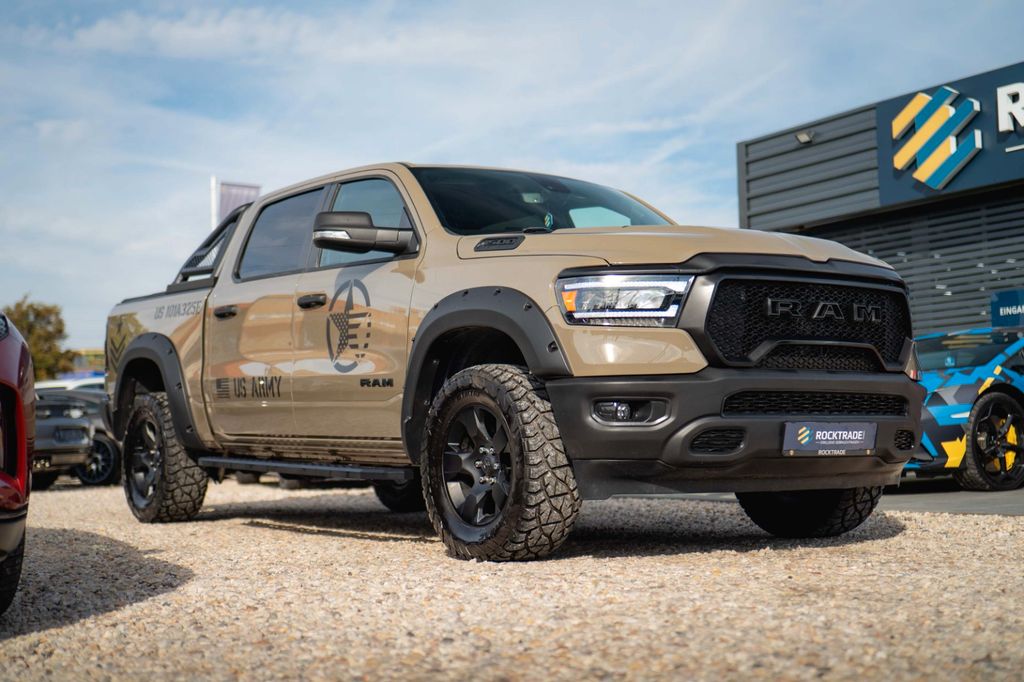 Bild des Angebotes Dodge RAM 5.7 V8 HEMI 4x4 NIGHT OFFROAD ARMY STYLE LED