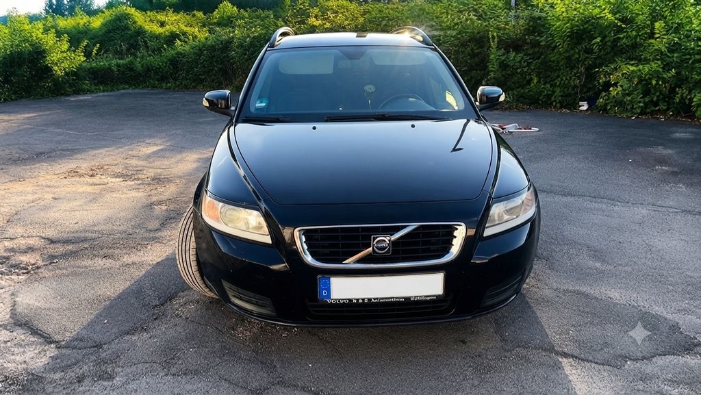 Bild des Angebotes Volvo V50 1.8 Momentum Momentum