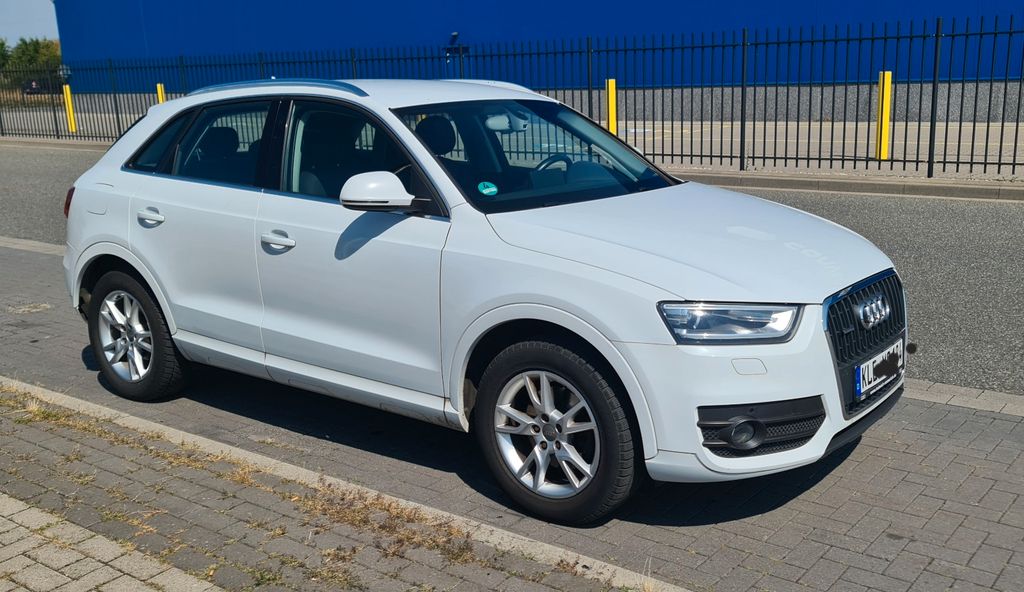Audi Q3 2.0 TFSI quattro -
