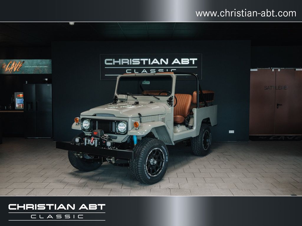 Toyota FJ43 restauriert * Servo * H-Zulassung * 7-Sitze