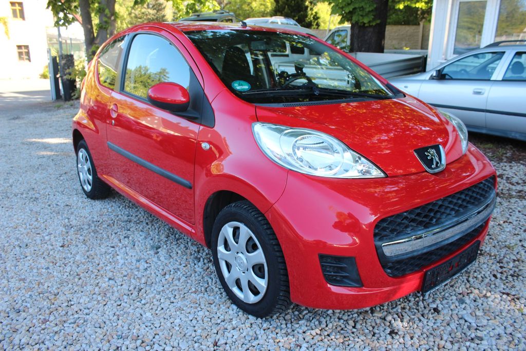 Bild des Angebotes Peugeot 107 neu TÜV + neu Inspektion.