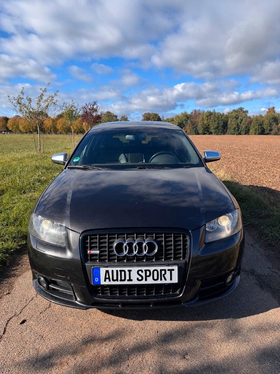 Audi A3 3.2 V6 quattro Ambition S line | 250 PS