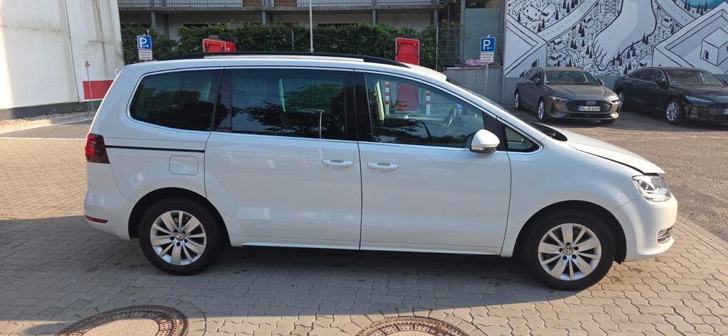 Bild des Angebotes Volkswagen Sharan 2.0 TDI SCR DSG  Taschen
